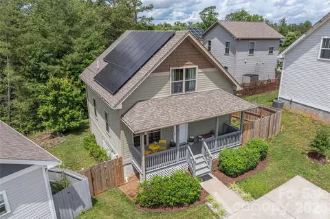 5 Declan Dr, Weaverville, NC 28787