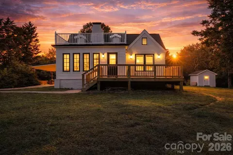 1011 N 14th St, Bessemer City, NC 28016