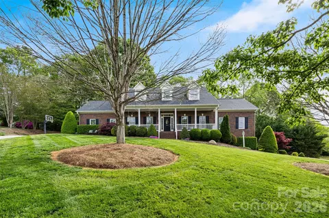 1004 Ashley Pl, Belmont, NC 28012