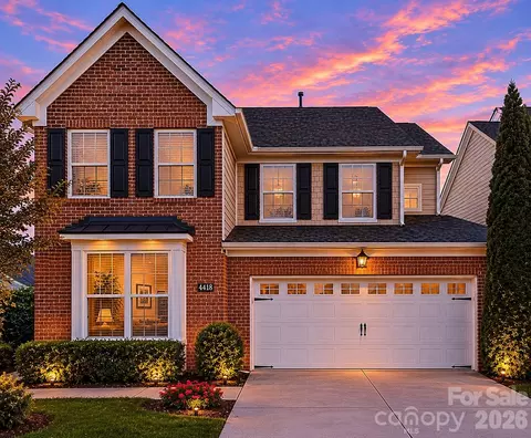 4418 Forest Gate Ln, Charlotte, NC 28270