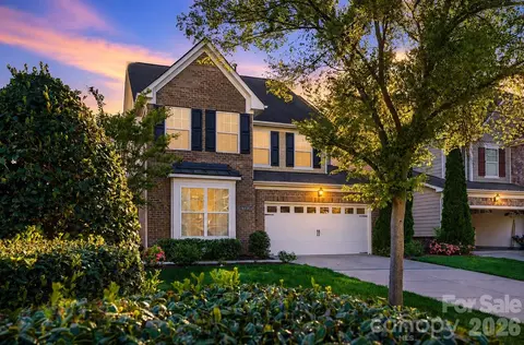 4418 Forest Gate Ln, Charlotte, NC 28270
