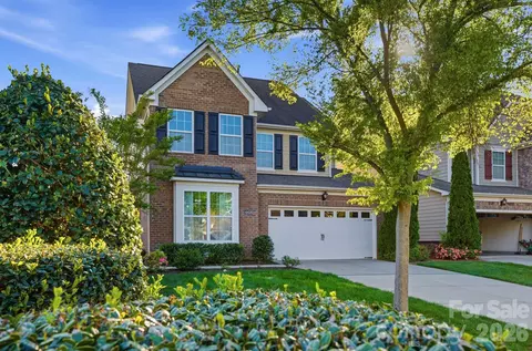 4418 Forest Gate Ln, Charlotte, NC 28270
