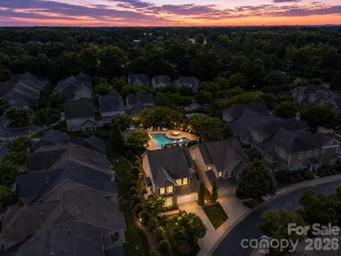 4418 Forest Gate Ln, Charlotte, NC 28270