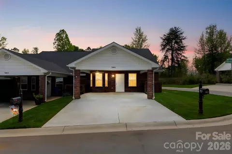 7000 Owens Ct, Lowell, NC 28098