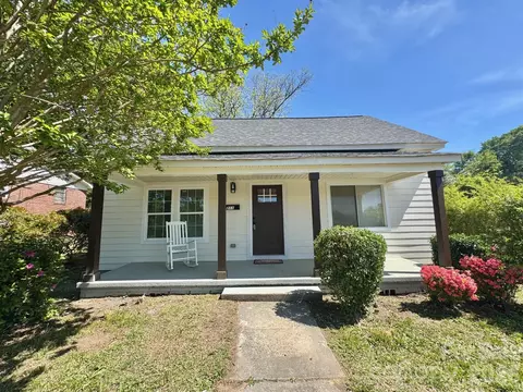 211 Cedar Nw Dr NW, Concord, NC 28025