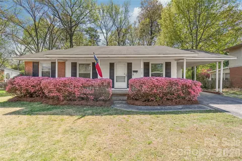 4106 Tipperary Pl, Charlotte, NC 28215