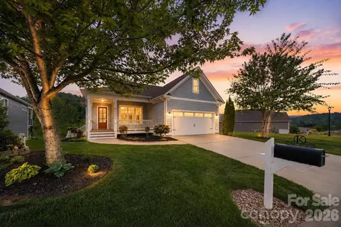 14 Rose Creek Rd, Leicester, NC 28748