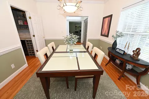 Dining - 406 5th Ne Ave NE, Conover, NC 28613 photo 1 of 5