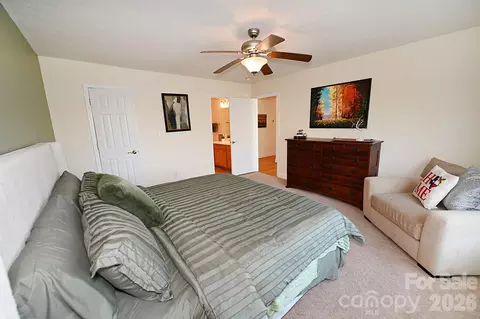 Bedroom - 406 5th Ne Ave NE, Conover, NC 28613 photo 2 of 5