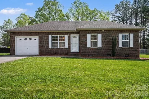 4936 Tumbling Creek Rd, Conover, NC 28613