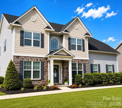 1101 Thomas Knapp Pkwy, Fort Mill, SC 29715