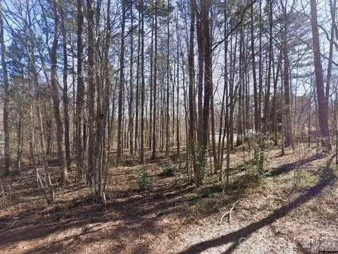155 Pinecrest St, Salisbury, NC 28147