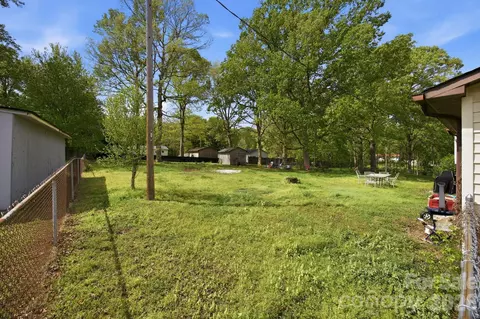 Exterior - 20 Ruby St, Rockwell, NC 28138 photo 5 of 6