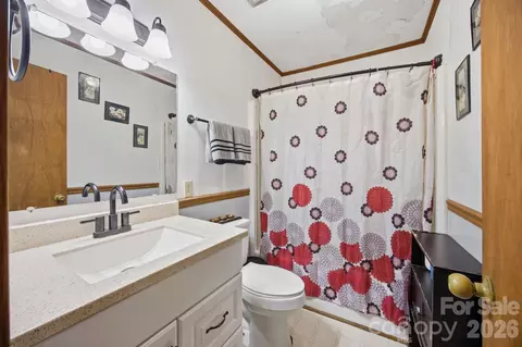 Bath - 20 Ruby St, Rockwell, NC 28138 photo 2 of 2