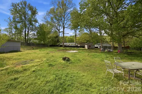 Exterior - 20 Ruby St, Rockwell, NC 28138 photo 2 of 6