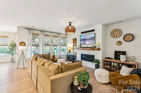 Living - 1306 Therns Ferry Dr, Fort Mill, SC 29708 photo 1 of 2