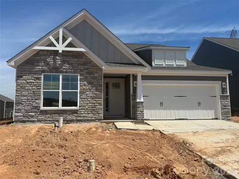 8684 Acadia Pkwy, Sherrills Ford, NC 28673