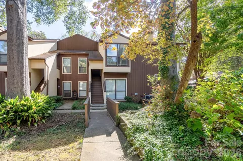 7309 Winery Ln, Charlotte, NC 28227
