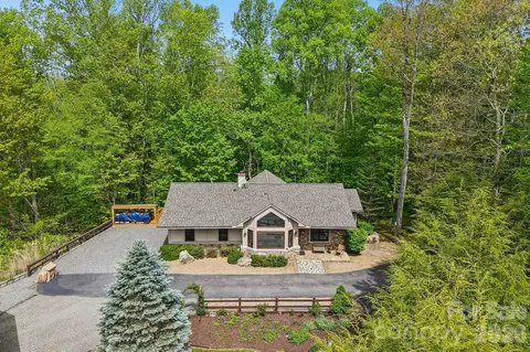 519 Susanna Cove 8 Rd #8, Mars Hill, NC 28754