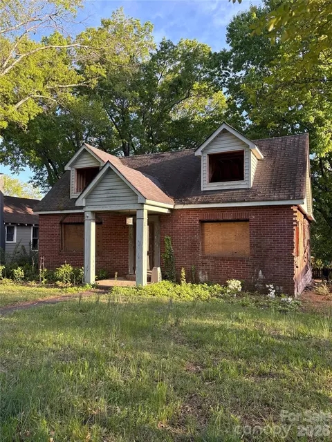 1800 Mecklenburg Ave, Charlotte, NC 28205