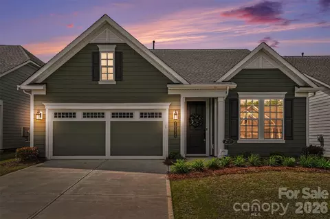 10225 Superb Ln, Charlotte, NC 28215