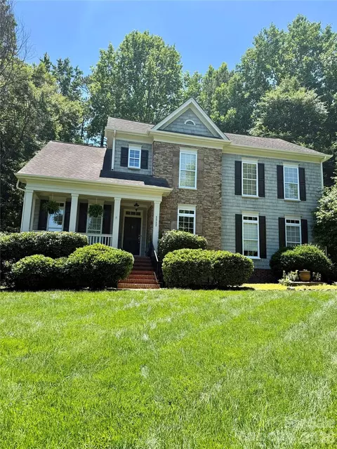 1512 Calvin Hal Rd, Lake Wylie, SC 29710