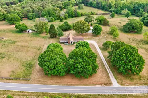 118 Crow Rd, Shelby, NC 28152