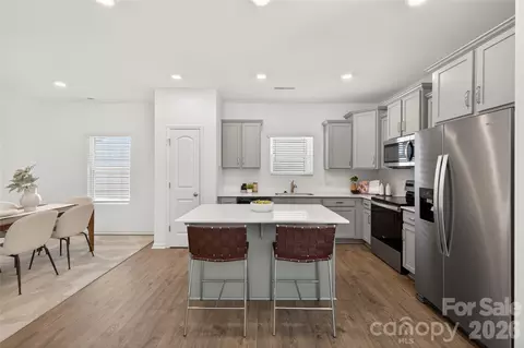 Kitchen - 800 Scotch Meadows 55 Loop #55, Monroe, NC 28110 photo 2 of 3