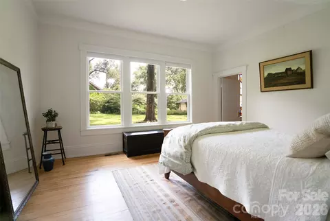 Bedroom - 600 E Main St, Brevard, NC 28712 photo 1 of 5