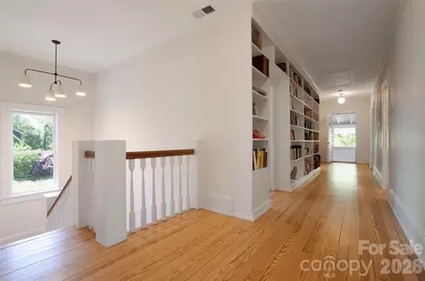Entry Way - 600 E Main St, Brevard, NC 28712 photo 3 of 4