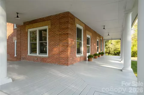 Exterior - 600 E Main St, Brevard, NC 28712 photo 3 of 6
