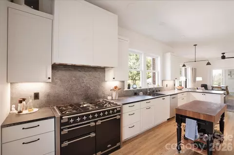 Kitchen - 600 E Main St, Brevard, NC 28712 photo 2 of 3