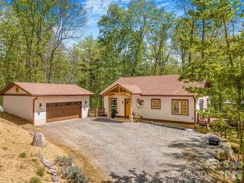 446 Amanda Dr, Mars Hill, NC 28754