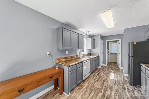 Entry Way - 1024 Daniel Dr, Stanley, NC 28164 photo 1 of 1