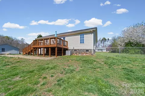 Exterior - 1024 Daniel Dr, Stanley, NC 28164 photo 5 of 5