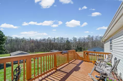 Exterior - 1024 Daniel Dr, Stanley, NC 28164 photo 3 of 5