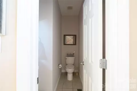 Entry Way - 7008 Brett Dr, Monroe, NC 28110 photo 3 of 4