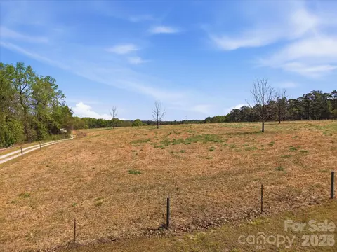 52 Mcmillan Rd, Cheraw, SC 29520 photo 22