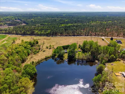52 Mcmillan Rd, Cheraw, SC 29520 photo 8