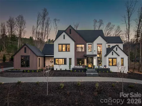 361 Belle Isle Way, Asheville, NC 28803