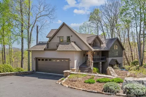 410 Springhouse Dr, Burnsville, NC 28714