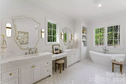 Bath - 3035 Maple Way Dr, Davidson, NC 28036 photo 1 of 9