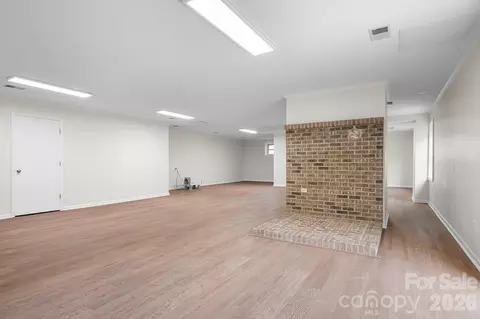 Living - 676 Sunridge Dr, Lincolnton, NC 28092 photo 5 of 5