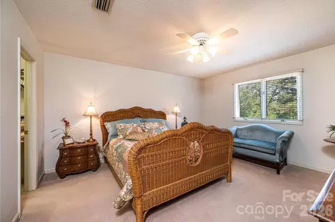 Bedroom - 3725 Rock Bridge Ne Dr NE, Conover, NC 28613 photo 5 of 7