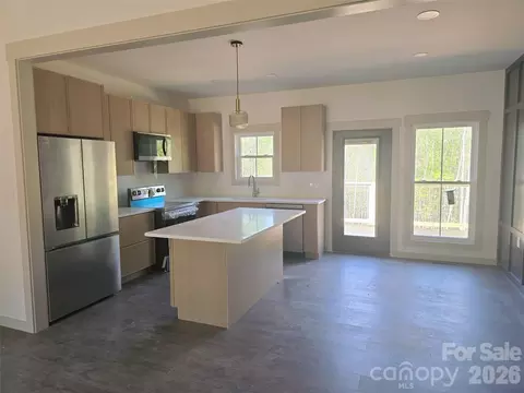 Kitchen - 98 Lexxi Ln, Tryon, NC 28782 photo 1 of 2