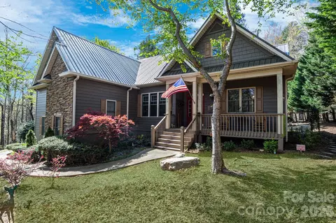 112 Wren Ct, Lake Lure, NC 28746