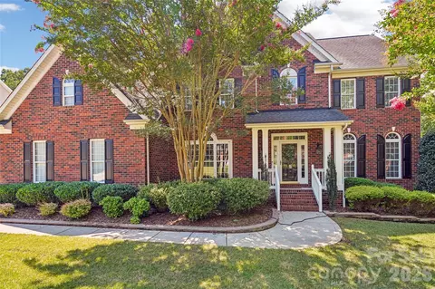 10826 Persimmon Creek Dr, Mint Hill, NC 28227