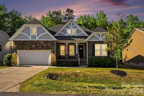 1033 Moonlight Mist Rd, Belmont, NC 28012