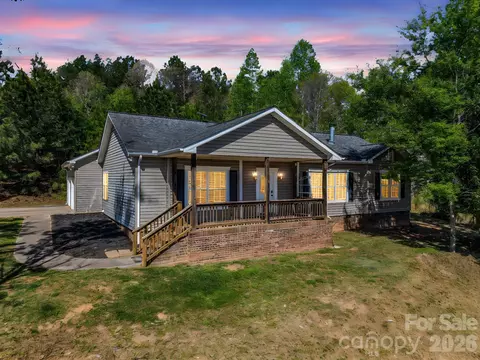 426 River Rd, Rutherfordton, NC 28139