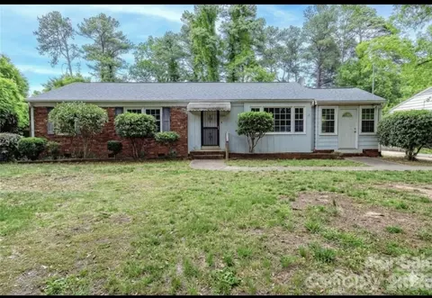 3428 Wade Ave, Raleigh, NC 27607